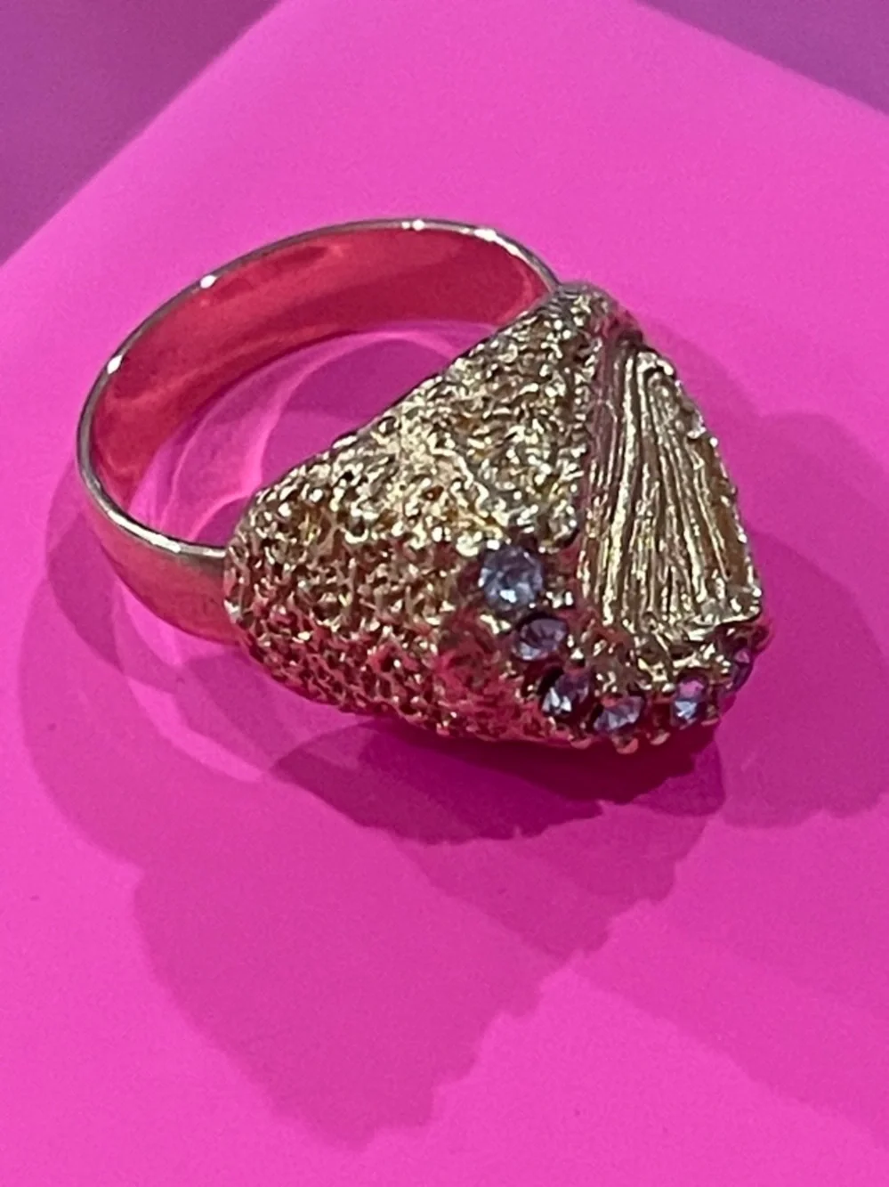Gold Plated Beehive”Textured VINTAGE Dome Ring w/6 Diamond Accents -